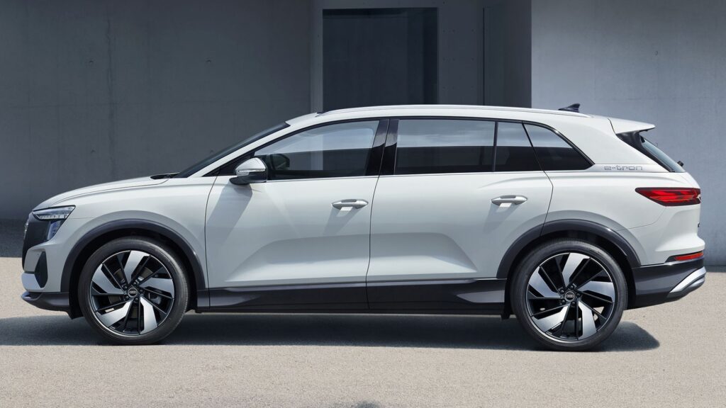 Autoservis Top Gear Praha – 2022-audi-q5-e-tron-cn-exterior-crossover servis a opravy