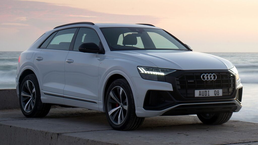 Autoservis Top Gear Praha – audi-q8-55-tfsi-quattro-s-line-audi-belyi-more servis a opravy