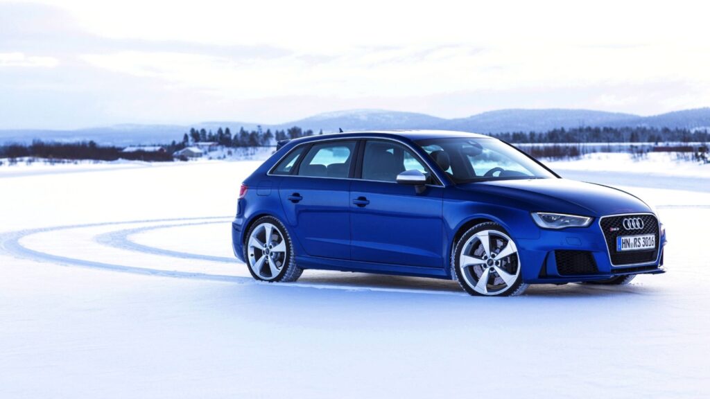 Autoservis Top Gear Praha – badfon-2015-audi-rs-3-sportback-audi-7690 servis a opravy