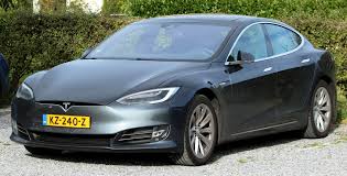 Autoservis Top Gear Praha – Tesla servis a opravy
